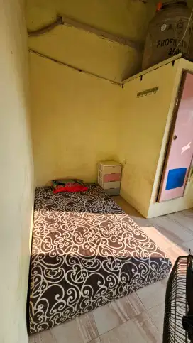 Kamar kost 1 petak