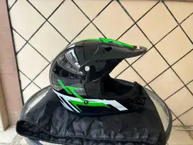 Helm trail kawasaki original