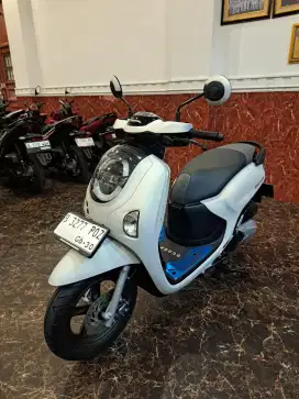 DP 1,5 JT PROMO SCOOPY NEW PRESTIGE 2025 MOTOR GRES KAYA BARU