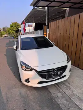Mazda 2 R Skyactive
