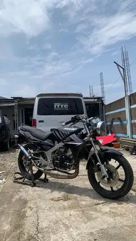 Kawasaki ninja r convert ss