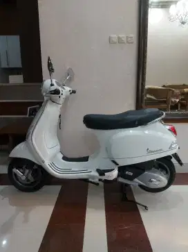 Vespa LX Iget 125