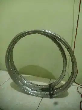 VELG RING 17 Standard Motor Bebek (Kaleng)
