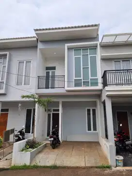 Rumah istimewa di bintaro, dekat ke pusat kota dan gerbang tol