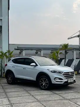 KM LOW 46RB !! HYUNDAI TUCSON XG 2.0 CRDi DIESEL 2017 AT MDL 2018/2016