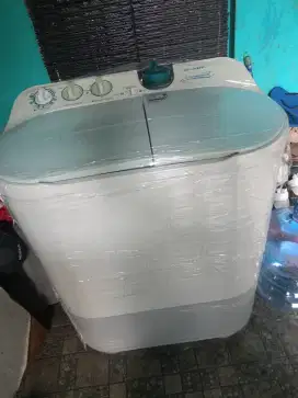 Mesin cuci Sharp 2 tabung dolpin kapasitas besar 9kg mulussss