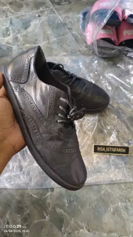 Sepatu Wingtip axia