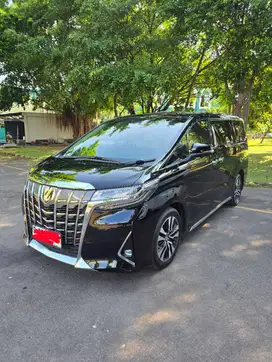 ALPHARD HITAM 2018  pemakai