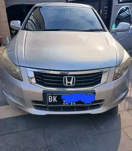 Dijual Mobil Accord Tahun Pembuatan 2010, STNK Tahun 2011. First User