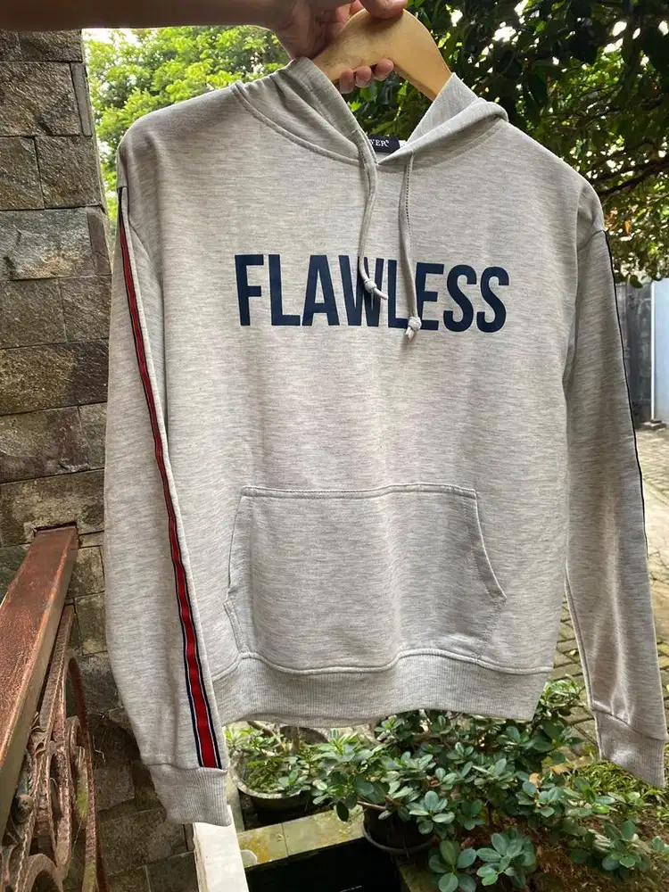 Sweater Abu Wanita