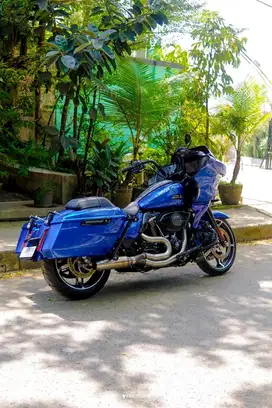 Road glide 2024
