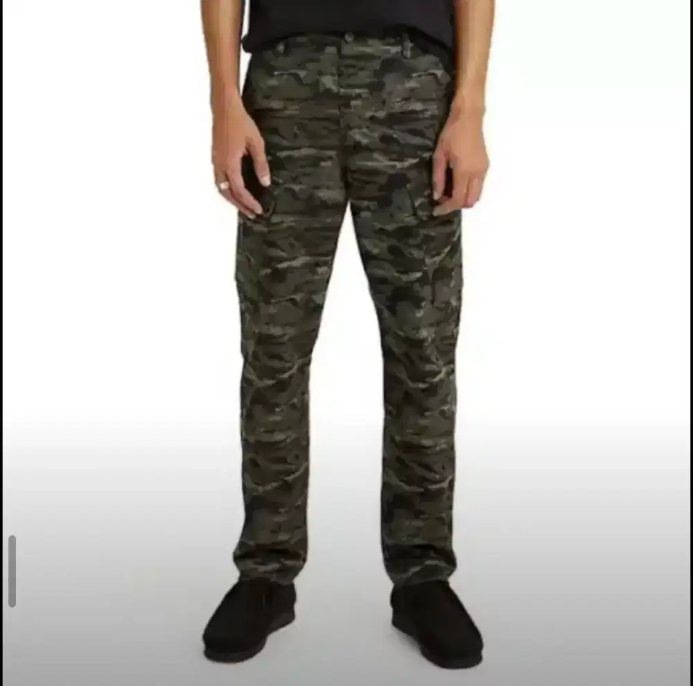 Levi's Cargo Pants