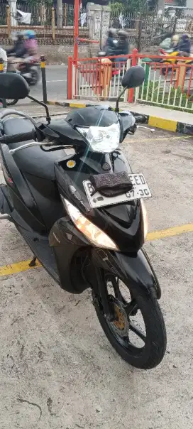 Aura black Mio j 2014
