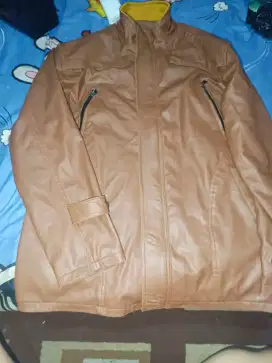 Jaket kulit pria wanita juga bisa ukuran xxl
