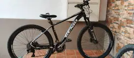 Sepeda MTB Genio m573