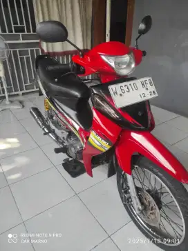 sepeda motor Suzuki smash 110