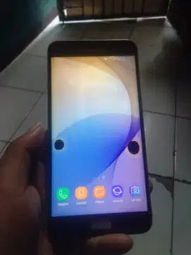samsung j7 prime ram 3/32