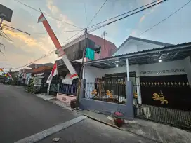 DISEWAKAN RUMAH NYAMAN MALANG KOTA LOWOKWARU