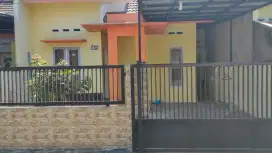 Disewakan Rumah Di Perum Singgasana Rama Kota Blitar