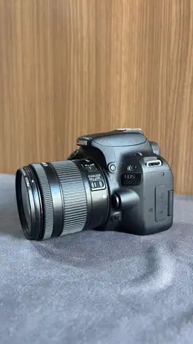 Canon eos 200D kit 18-55 IS STM