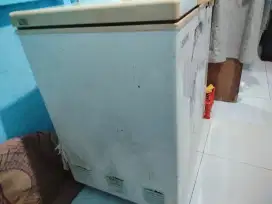 Jual freezer kondisi oke