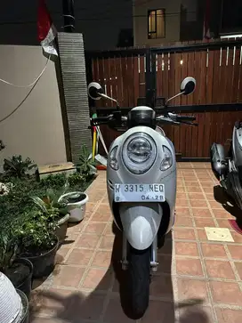 Scoopy Prestige