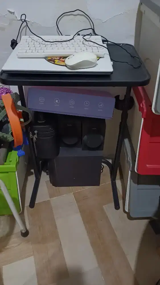 Meja Komputer/Serbaguna