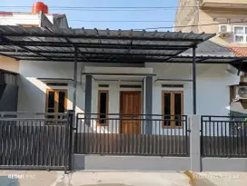 Disewakan Rumah per tahun, harga masih bisa nego