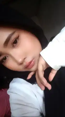 mencari lowongan pekerjaan