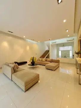 Rumah PIK 1 Mewah Full Renov