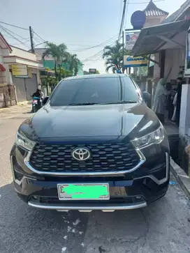 Jual Toyota Innova Zenix Tahun 2024 Type V Bensin Hitam