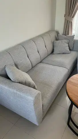 Sofa ruang tamu