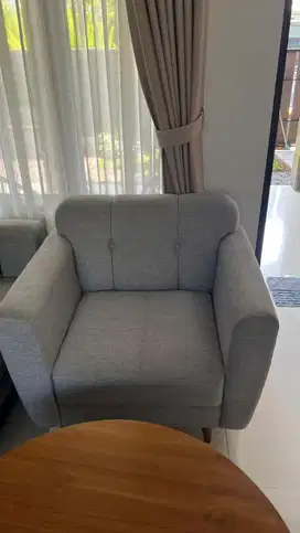 Sofa ruang tamu