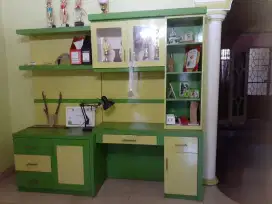 Dijual 1 set tempahan Lemari + Meja Rias + Bufet