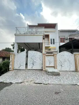 READY 2 LANTAI MEWAH LOKASI STRATEGIS GATSU