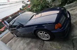 BMW 320i 1995 Bensin