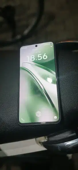 Di jual hP vivo v50 5g 12+12/512gb