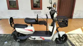 Sepeda Listrik U Win Fly DF-5