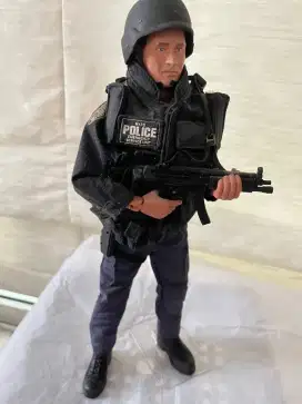 Dragon Bill Smith - NYPD Emergency Unit 1/6 Scale Action Figure
