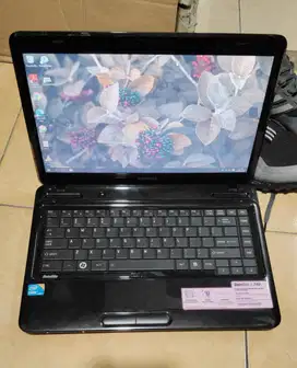 Laptop Toshiba L740 Core i3 RAM 4 GB