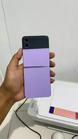 Samsung Z Flip 4 8/256gb sein minus