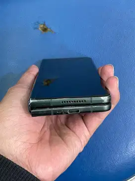 Samsung fold 3 12/256 minus fisim tidak mulus