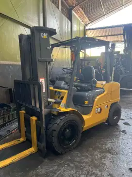 Forklift Caterpillar 3 Ton,Manual,Threelift 4,5 Meter,S4S,Tahun 2022