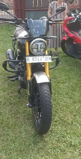 Tvs ronin 225 cc