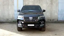 Toyota fortuner vrz gr sport diesel 2024 matic hitam tangan pertama