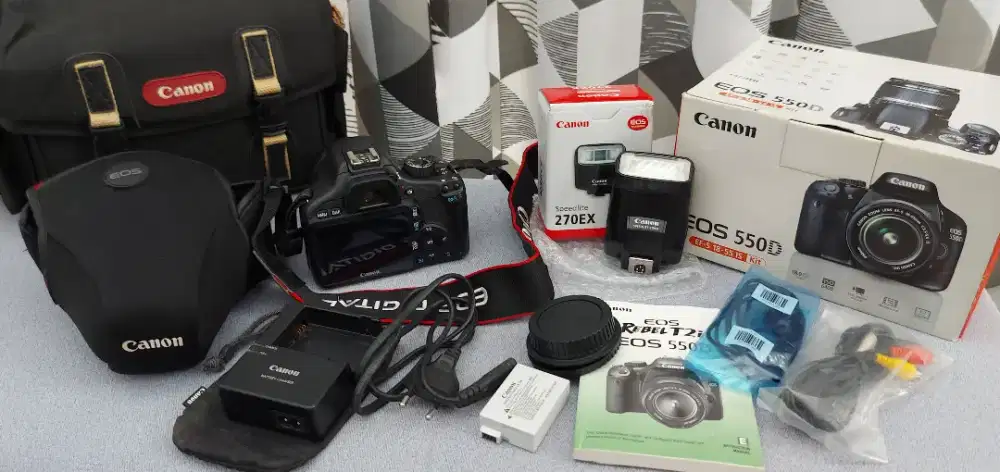 Canon EOS 550D LENGKAP