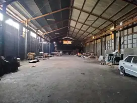 Gudang ex pabrik seng daanmogot