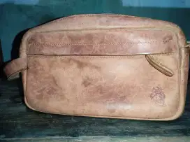 Tas kulit asli untuk pria