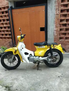 Honda C70 basic karisma