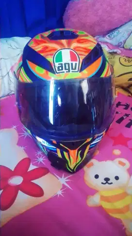Helm keren banget